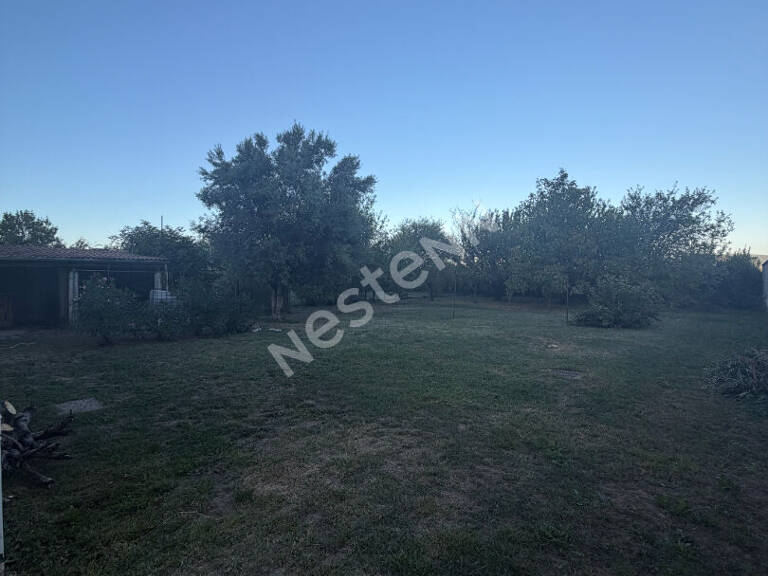 Maison a étage avec 3 chambres, garage et grand extérieur ! — photo 1