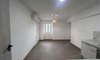 Appartement 1 Pièce 31 m² à louer à Gréoux-les-Bains (04800)