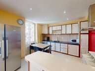 Appartement T4 de 95 m² avec extérieur et stationnement — photo 3