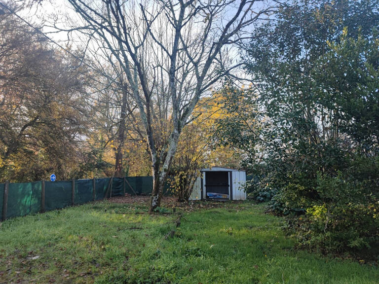 Terrain à bâtir à Portets (33640) — photo 1