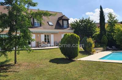 SAINT-PRIX, VAL D’OISE (95) : Propriété de 230 m² habitables (255 m² au sol) - 9 pièces principales - 7 chambres - 3 garages – Piscine – Préau – Abri de jardin - Cave – Parcelle de 1 656 m² — photo du bien