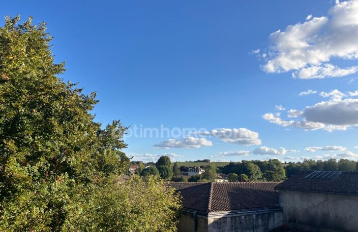 IMMEUBLE DE RAPPORT - 3 LOTS - 2 BOX - FORT POTENTIEL - CHATEAUNEUF SUR CHARENTE (16) — photo 2