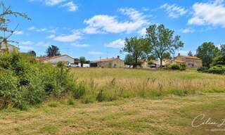 Terrain  1355 m² à vendre à Péault (85320)