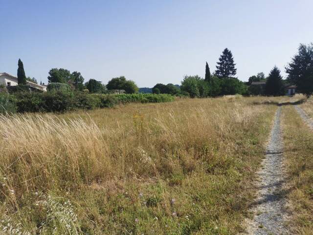 Terrain à bâtir à Portets (33640) — photo du bien