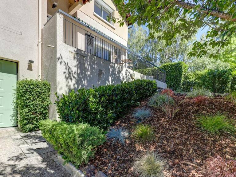 Maison familiale Ceyrat, 140 m², 6 pièces, 5 chambres, 2 terrasses, terrain 1 036 m² — photo 1