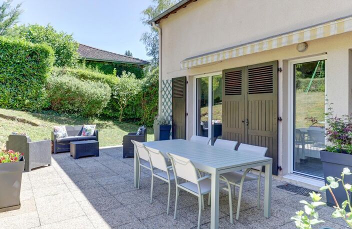 Maison familiale Ceyrat, 140 m², 6 pièces, 5 chambres, 2 terrasses, terrain 1 036 m² — photo 3