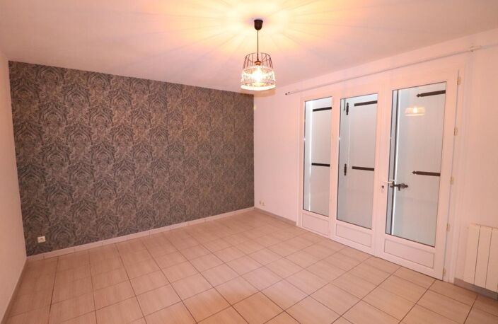 Maison à louer 4 pièces à BORDS (17) — photo 4