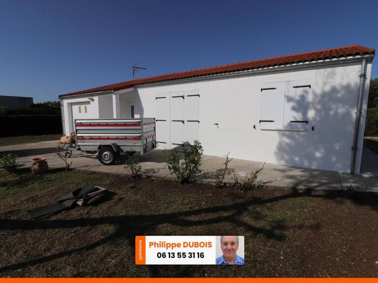 Maison à louer 4 pièces à BORDS (17) — photo 1
