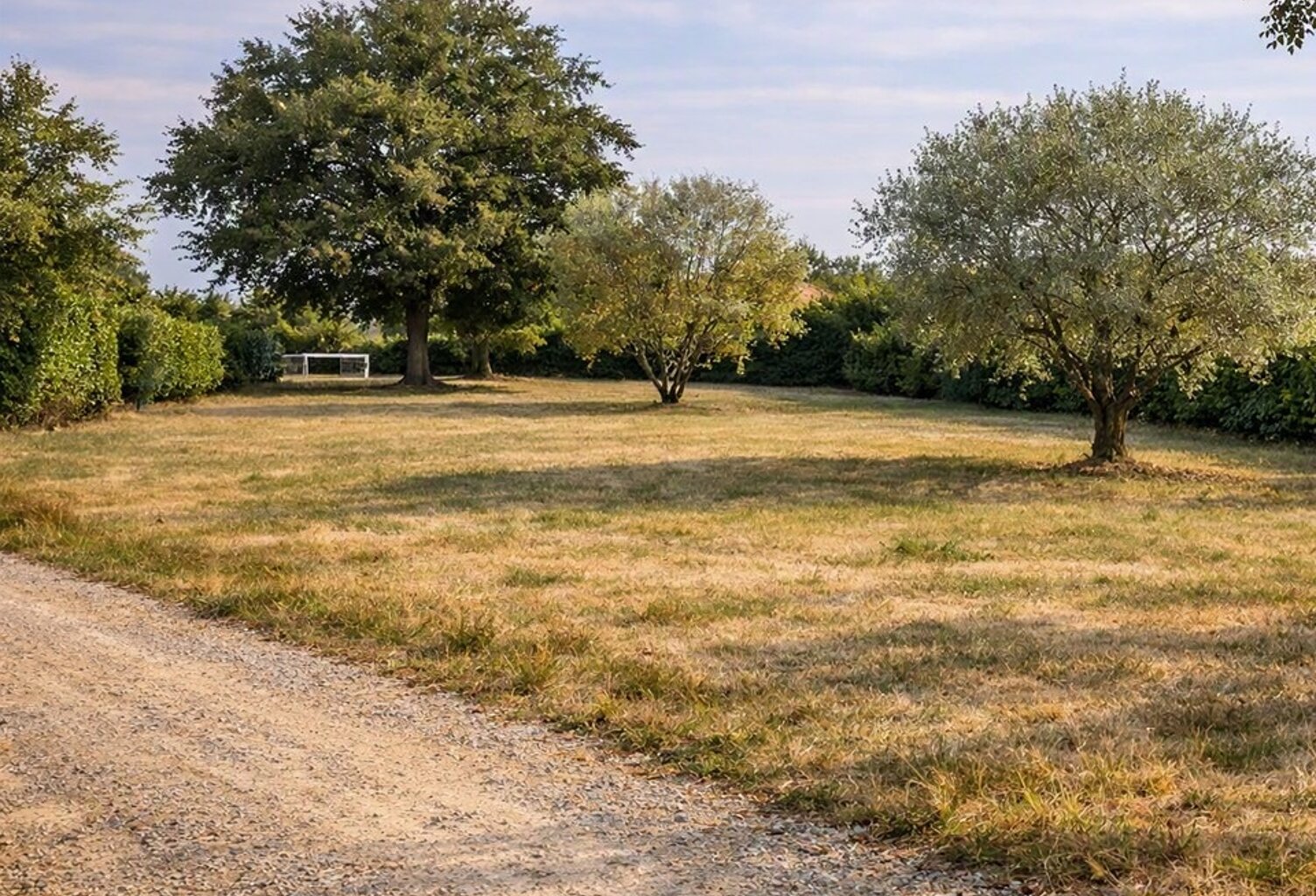 Terrain à bâtir à Saint-Laurent-d'Arce (33240) — photo 1