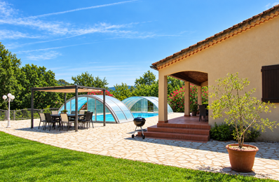 EXCLUSIVITE BELLE  MAISON DE PLAIN PIED AU CALME AVEC PISCINE — photo du bien