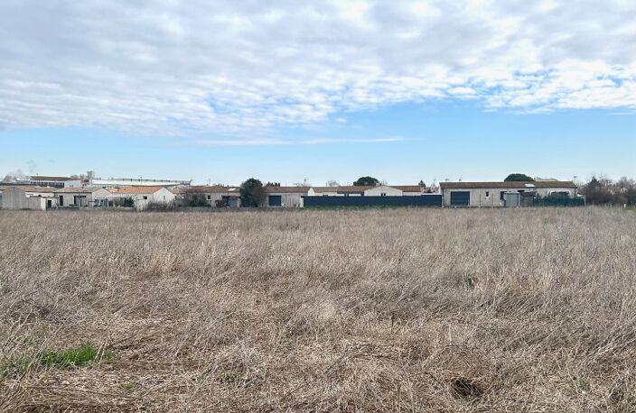Terrain à bâtir à Surgères (17700) — photo 2
