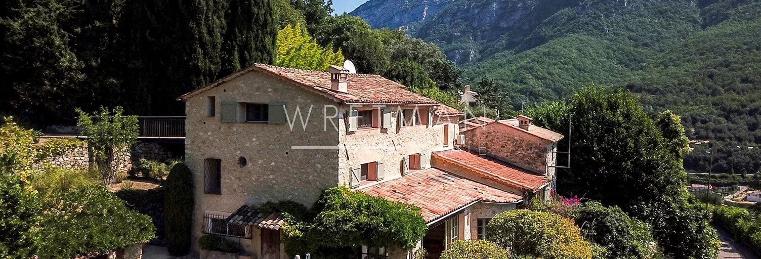 Maison 8 Pièces 238 m² à vendre à Le Bar-sur-Loup (06620)