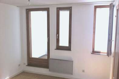 Appartement 2 pièces 806 €