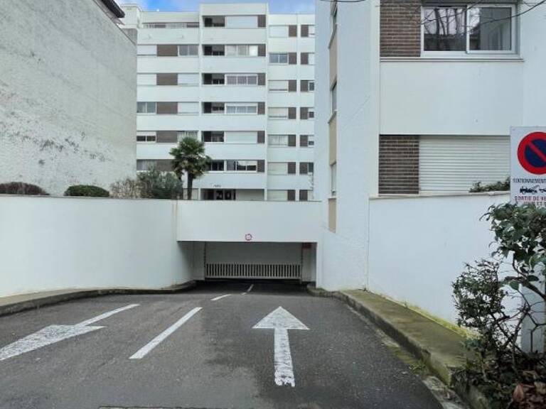 Garage Bordeaux — photo 1