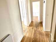 Appartement bourgeois de type 3 pièces dans un bel immeuble au pied du métro mairie des lilas ( 93260 ) — photo 4