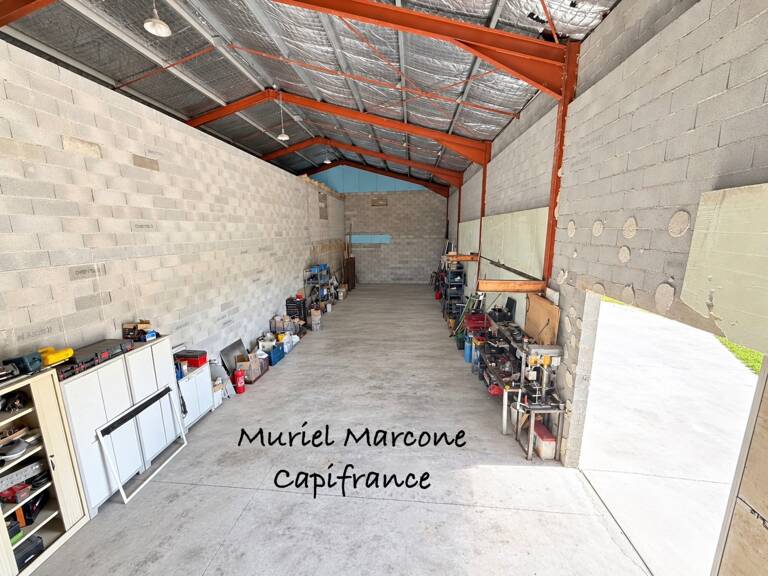 Local/bureau à vendre 150 M2 quai de déchargement, jardin VILLELAURE (84) — photo 1
