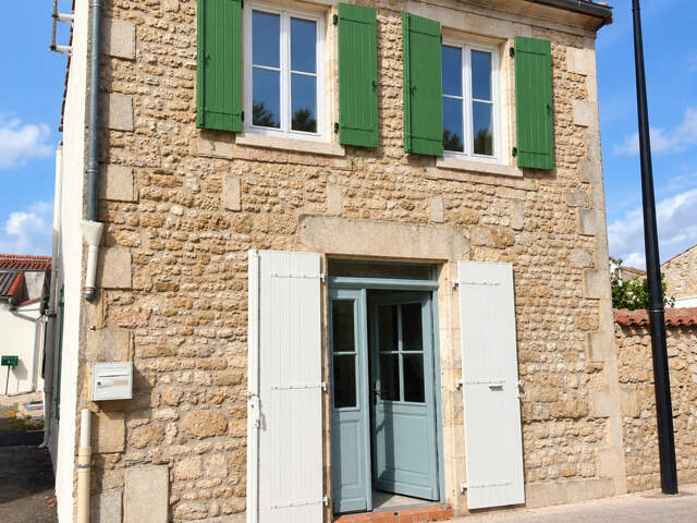 Petite maison à vendre 2 pièces  SALLES SUR MER (17) — photo du bien