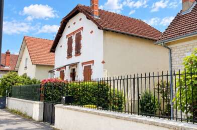 Maison 7 pièces 142800 €