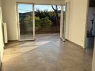 T2 lumineux de 45 m² avec grand balcon de 16 m² et piscine — Avignon Montfavet — photo 2