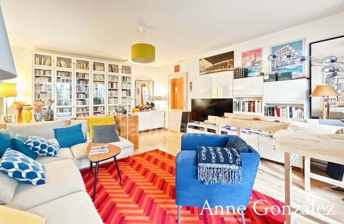 ORLEANS CENTRE derrière la médiathèque et proche de la gara à vendre el appartement T3 avec terrasse, jardin privatif clos et arboré et une place de parking sécurisé — photo 3