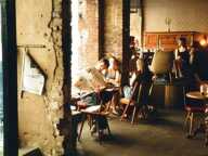 A saisir l'une des plus belles affaires du secteur Lyon 9 !!! Fond de commerce Bar restaurant licence IV — photo 4