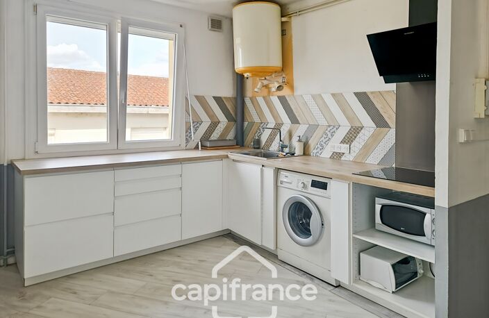 Beau T2 meublé lumineux 42 m², Résidence sécurisée avec parking  Agen centre — photo 3