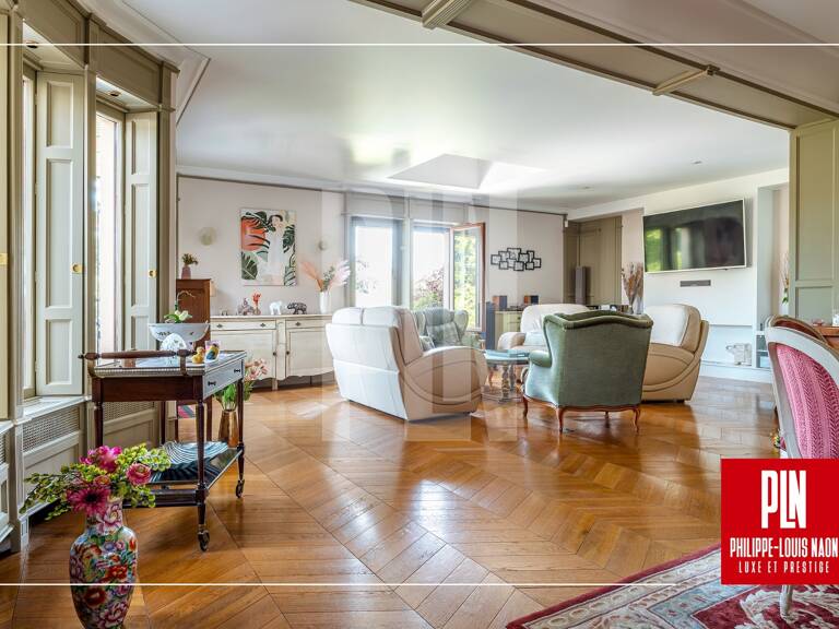MAISON 4 CHAMBRES ET 1 BUREAU AVEC JARDIN, PISCINE ET GARAGE ! — photo 1