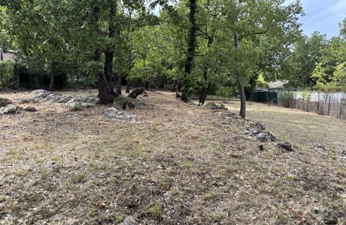 Vente terrain à construire 1000 m² La Celle (83170) — photo 2