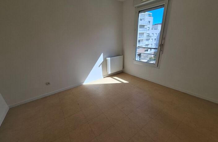T3 de 69,3 m² à Villeurbanne au prix de vente de 169 200 € — photo 4