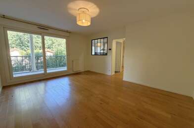 Appartement 2 pièces 910 €