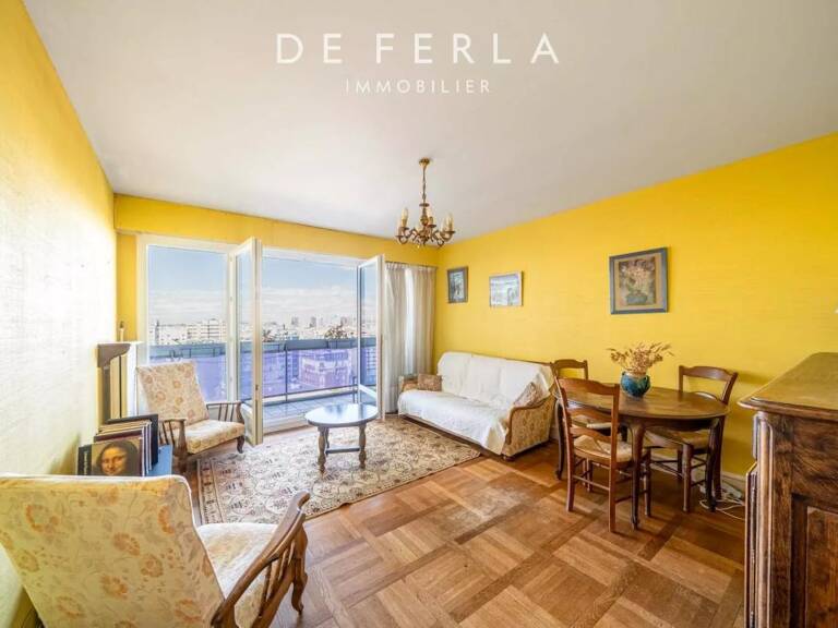Dernier étage avec terrasse - 4 chambres — photo 1