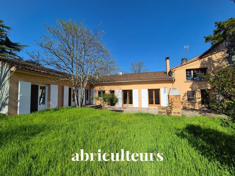 Maison de famille de plain-pied dans un environnement calme en vente à Cognac(16100) — photo 1