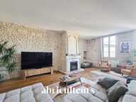 Superbe duplex dans une petite copropriété de caractère en vente à Saintes (17100) — photo 3