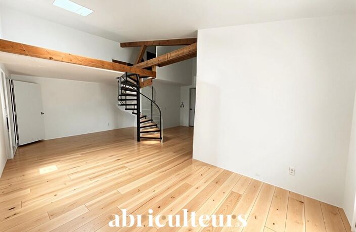 Superbe T3 issu de la rénovation d'une ancienne bergerie en vente à Saint-Cannat (13760) — photo 4