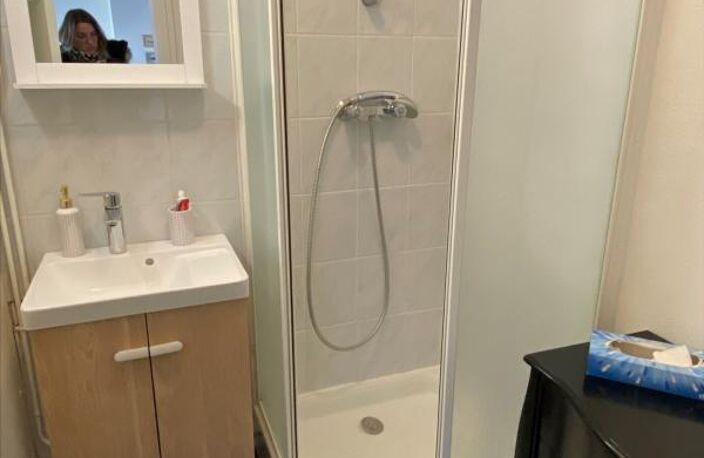 T1 — photo 3