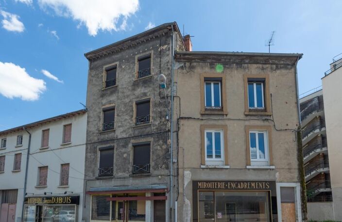 Ensemble immobilier - 708 m² - Givors (69) — photo 2