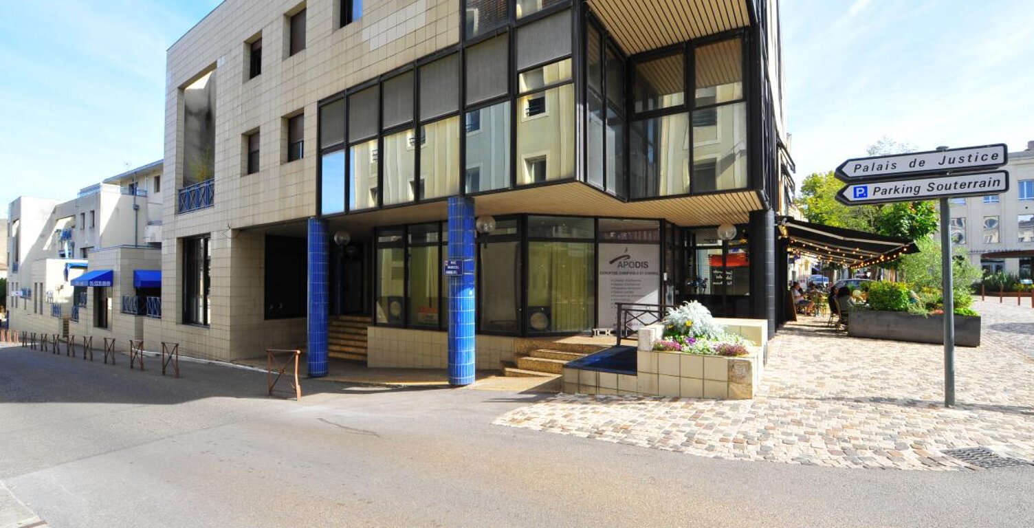 Bureaux - 205 m² - Marmande (47) — photo 1
