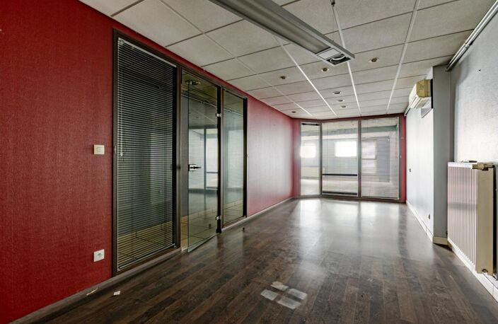 Bureaux - 233 m² - Mulhouse (68) — photo 5