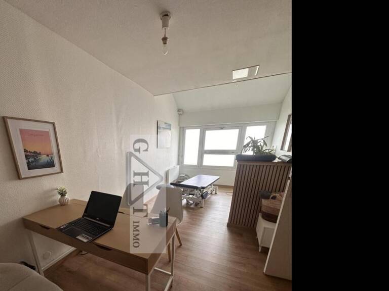 Local professionnel 120 m² — photo 1