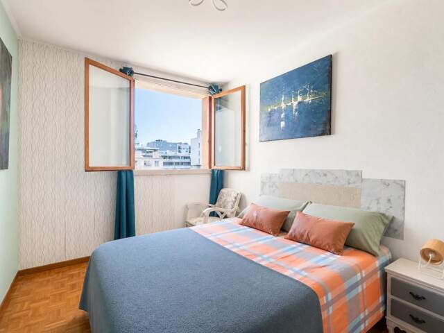 Appartement 2 pièces de 42 m² situé à Marseille 4eme — photo du bien