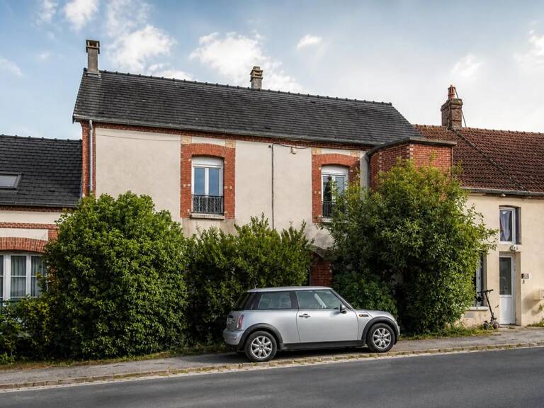 Maison de 6 pièces de 117 m² à Esternay — photo 1