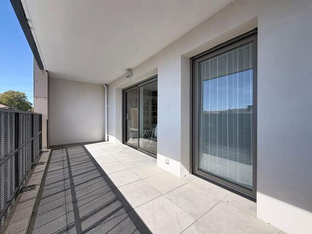1 KM DU VIEUX PORT APPARTEMENT 33 M² DANS RESIDENCE RECENTE — photo du bien