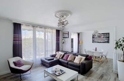 Appartement T5 de 105 m² avec balcon, parking et tramway– Rezé Pont-Rousseau — photo du bien