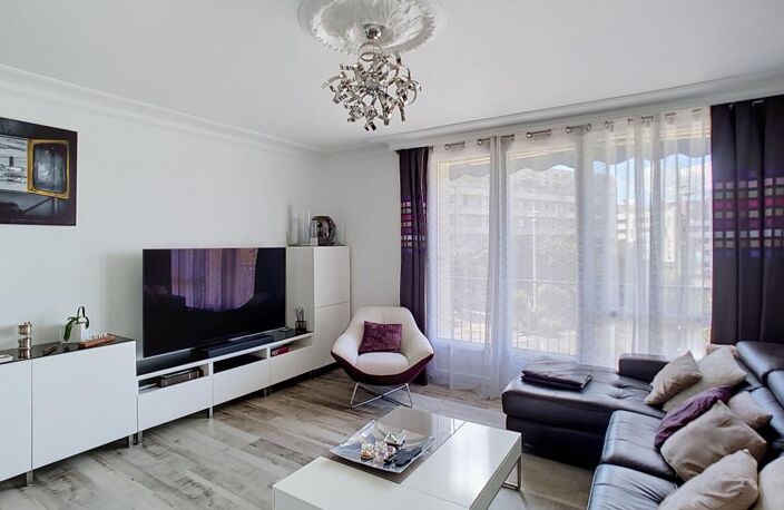 Appartement T5 de 105 m² avec balcon, parking et tramway– Rezé Pont-Rousseau — photo 2
