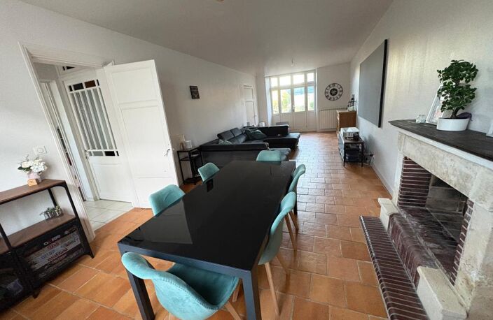 Maison À Louer — photo 2