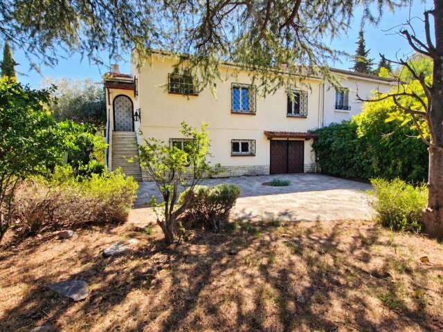 Maison À Vendre, Villeneuve-lès-Avignon, 160m², 4 chambres, garage, jardin, vue dégagée — photo du bien