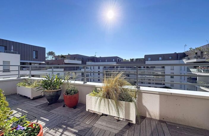 Appartement À Vendre — photo 2