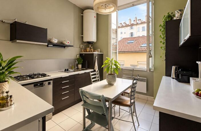 LYON 6e – MASSÉNA / COURS VITTON – APPARTEMENT 4 PIÈCES 106 m² — photo 5