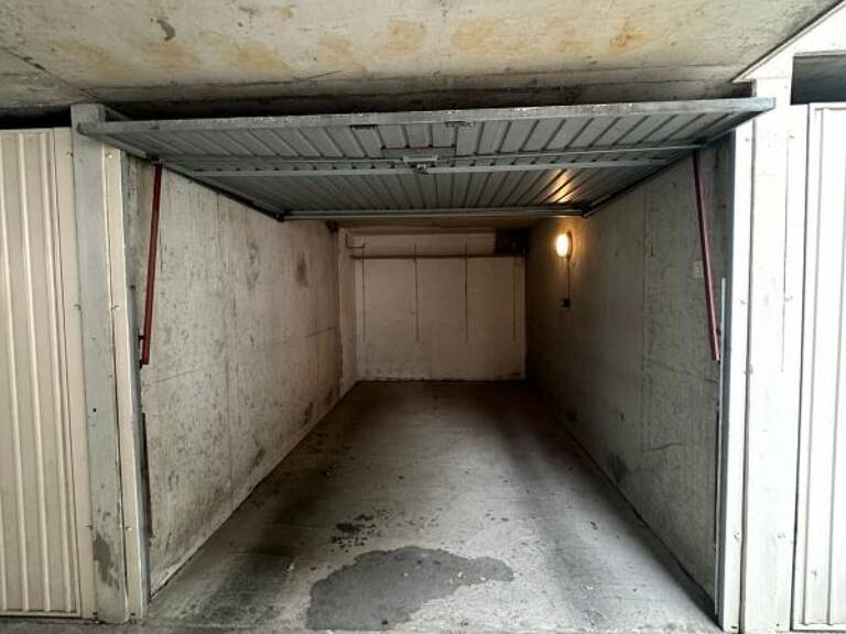 GARAGE A LOUER - CLEMENT MICHUT — photo 1