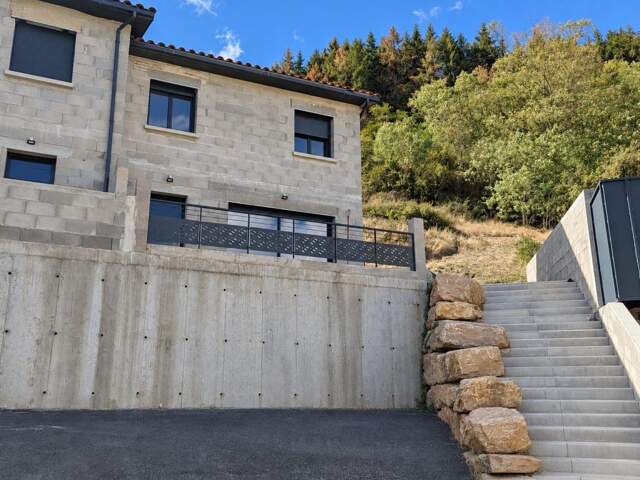 Maison À Louer — photo du bien